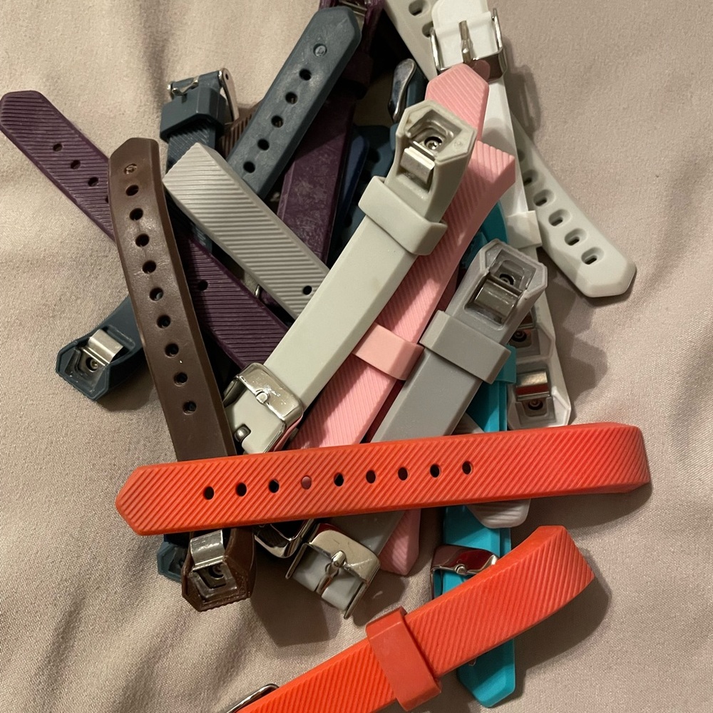 Fitbit Alta wristbands …11 some used most not used! Variety of colors